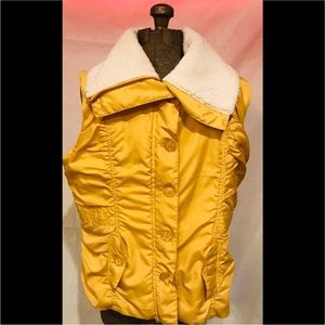 🥶😀MiFresia - Bright Yellow Nylon Shearling Puffer Vest - XL